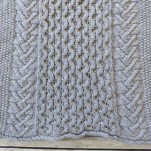 John & Jenn Gray Chunky Knit Crew Sweater - Picture 5 of 10